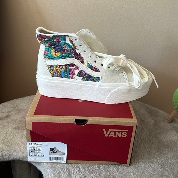Vans Shoes - Vans sk8-hi tapered paisley vans size 6 NEW